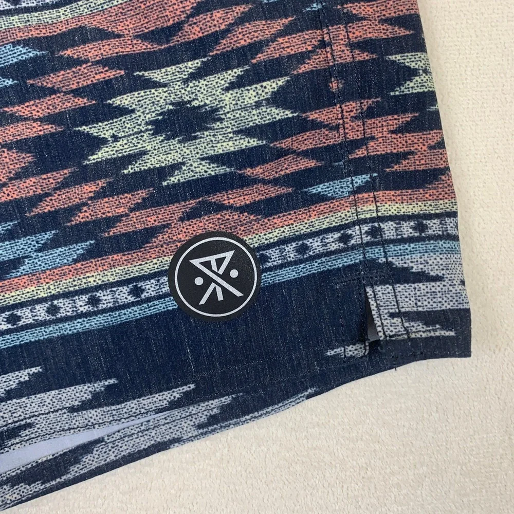 Roark The Chiller Boardshorts‎ Mens 30 Blue Tribal Geometric 17 Outseam Hemp NWT